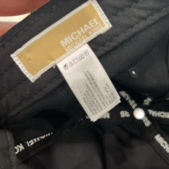 Michael Kors Ball Cap Ad-justable - Picture 6 of 6